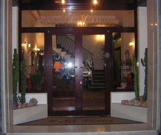 Hotel Nuovo Diana Naples Luaran gambar